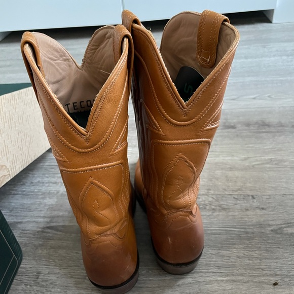 Tecovas brown leather boots size 9.5 - Picture 3 of 5